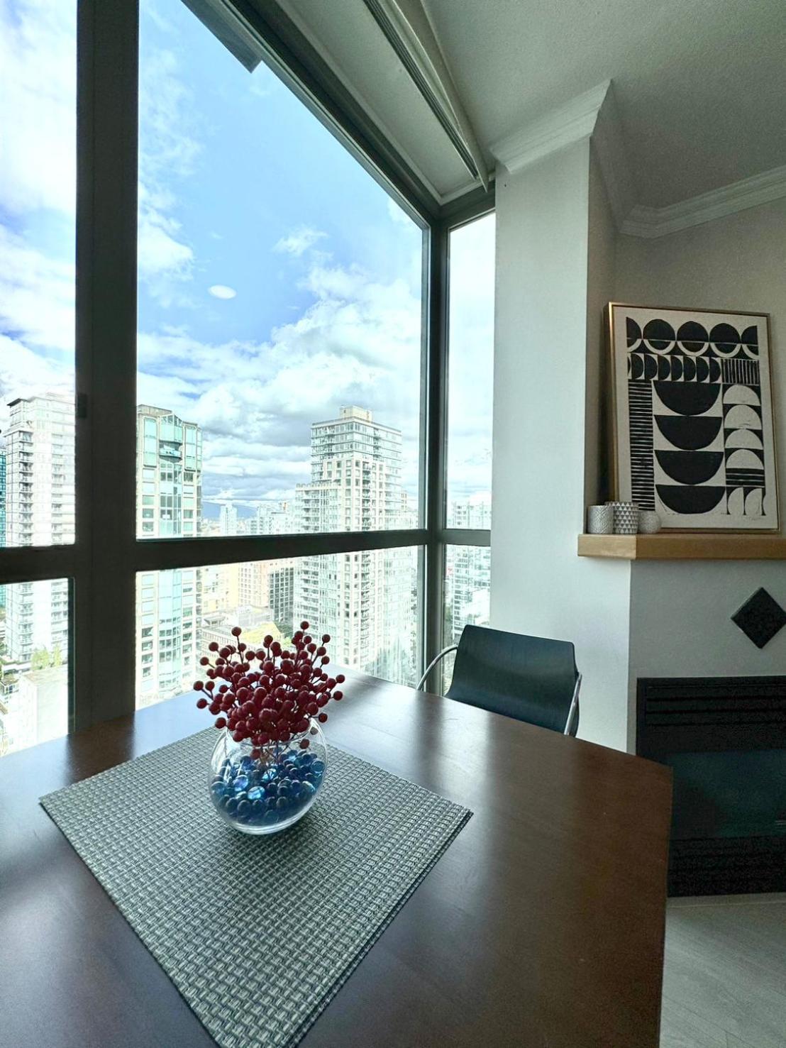 Richard Comfort Living Vancouver Exterior photo